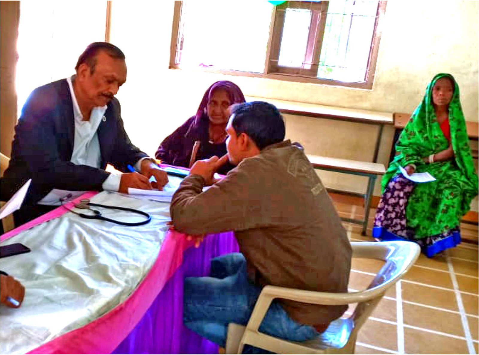 Blood sugar and diagnostic laboratory testing booth, Virampur.
